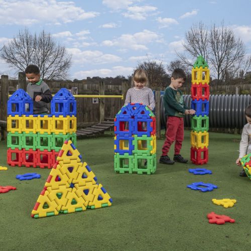 Polydron Baumaterial Riesen-Set mieten